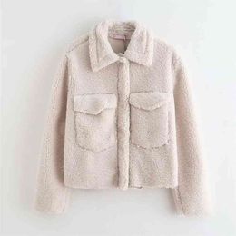Stylish Chic Women Beige Pockets Design Fleece Jacket Fashion Winter Female Warm Down Cashmere Coat Casual Girls Outerwear 210531