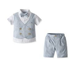 Duas peças definidas para meninos, estilo cavalheiro, roupas de boa qualidade de verão, garotos de manga curta com bowtie+shorts infantis roupas casuais roupas de menino