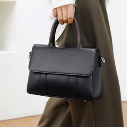 Designer Bags Shoulder Chain Bag Clutch Flap Totes Bags Wallet Thread Purse Double Letters Solid Hasp Waist Square
