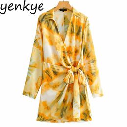 Multicolor Tie-dye Print Lacing Wrap Dress Women Long Sleeve Cross V Neck Asymmetric Short Fashion Autumn vestido 210514
