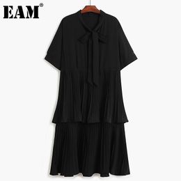 [EAM] Women Black Big Size Pleated Chiffon Dress Bow Neck Short Sleeve Loose Fit Fashion Spring Summer 1DD8200 210512