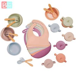 5PCS/Set Silicone Bowl Bibs Cup Tableware Baby BPA Free Waterproof Spoon NonSlip Feedings Silicone Bowl Tableware Baby Products G1210