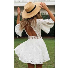 Sexy Backless White Lace Summer Dress Women O Neck Embriodery Flower Short Boho Beach Hollow Out 210427