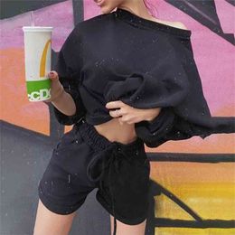 Autumn Home Round Neck Loose Bat Sleeves Casual Lace Up Shorts Two Piece Set Women Ladies Solid Color Tracksuit 210517