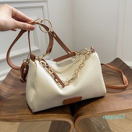 Korean version of soft leather chain round bucket solid color pillow bag fashion girl autumn and winter one-shoulder messenger handbag