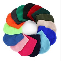 Solid Colour Crimping Skullies Beanies Keep Warm Unisex Hip Hop Vintage Winter Version Men Beanie Women Knitted Hat