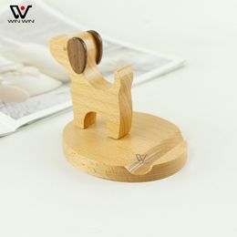 2022 New Design Creative Animal Lazy Holders Universal Phone Bracket Wooden Stand Phones Holder Station For Phone Holding
