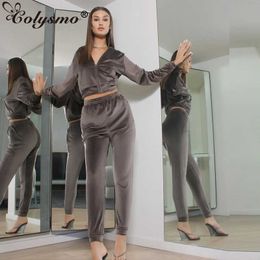 Colysmo Velour Matching Sets Zipper Pocket Cropped Hoodie Elastic Waist Sweatpants Loungewear Women Tracksuit Two Piece Outfits 210527
