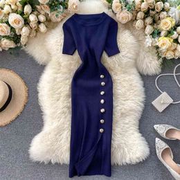 Summer Women's Dress Korean Style Solid Color Buttoned Split Slim Short Sleeve Simple Knitted Bag Hip es GX076 210507