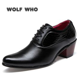 WOLF WHO Luxury Men Dress Wedding Shoes Glossy Leather 6cm High Heels Fashion Pointed Toe Heighten Oxford Shoes Party Prom X-196 210624