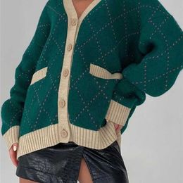 Wixra Women Single Breasted Argyle Long Sleeve Cardigan Autumn Winter Stylish Green Knitwear Pockets Sweater 211215