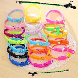 luminous Zip Bracelet Bangles Metal Zipper Rainbow Fidget Toys Kids Jewellery Gift Colour Wristband Students Popular Fashioin Bracelets Decomp