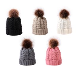 Girls lovely Solid Colour Autumn Winter Knit Beanie Hat Fur Pompoms Hats Fashion Woman Warm Cap Comfortable Outdoor Ski Hairball Skullies Casual Caps JY0645