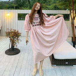 Women Red Embroidery Long Dress Round Neck Theree Quarter Puff Sleeve Loose Fit Fashion Spring Autumn 2F0367 210510