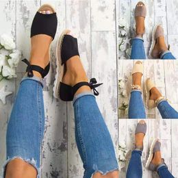 Cool Summer Sandals Foreign Trade Foot Ring Straps Flat Heel Thick Bottom Hemp Rope Breathable Ladies Shoes Large Size 35-43 Wholesale