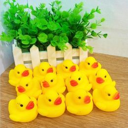 Baby Bath toys play in the water, the yellow duckling will squeeze and make a sound, PVC non-toxic material, child safety toy