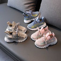 Toddler Girls Infant Shoes for 1 Year Kids Boys Fashion Breathable Flying Woven Sneakers Luxury Designer Baby Walking Shoes G1025