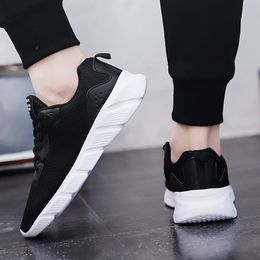 2021 Arrival High Quality Running Shoes Sports For Men Womens Super Light Breathable Mesh Tennis Outdoor Sneakers Big SIZE 39-47 Y-W705