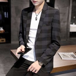 Brand Spring Men Blazers Striped Casual Slim Suit Jacket Wedding Business Street Wear Social Dress Coat Veste Homme Costume 210527