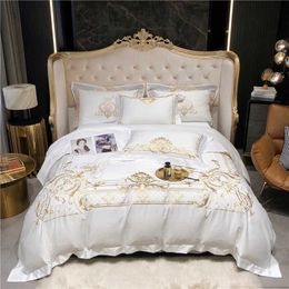 Queen Super King size Bedding set White Egyptian Cotton Gold Embroidery Duvet cover Bed sheet Fitted sheet parrure de lit ropa 210721