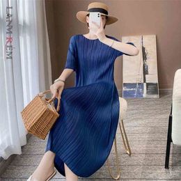 Short Sleeve Round-neck Loose Casual Pleated Long Length Navy Blue Dress Folded Dresses For Women 2A2567 210526