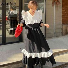 Vintage Court Style Ruffles Loose Dress Women V Neck Puff Long Sleeve Pullover Vestidos High Waist Hip A Line Robe Spring 210422