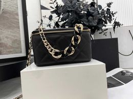 2021 new high quality bag classic lady handbag diagonal bag leathe AP2378 9.5-17-8 Cosmetic bag