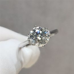 100% 18K White Gold Excellent Cut Diamond Test Passed D Color Shiny Moissanite Queen Ring Engagement Jewelry Gift