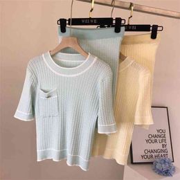 Fashion Casual Knitted 2 Piece Set Women Outfit Short Sleeve Pullover Sweater + Mini Skirts Sets Summer Thin Two Suits 210514