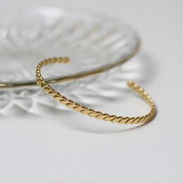 Ghidbk Fashion Stainless Steel Jewellery Minimalist Twisted Thin Bangle Bracelets Women Delicate Dainty Elegant Bangles Q0717