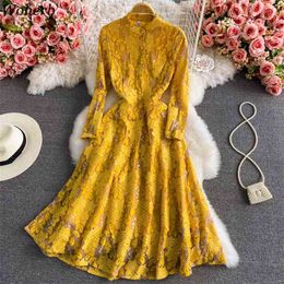 Vintage Women Dress O Neck Single Breasted Long Sleeve Dresses Hollow Out Crochet Lace Slim Elegant Vestidos Mujer 4h865 210519