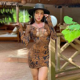 Hugcitar Women Fall Long Sleeve Digital Print Bandage Revealing Strings Bodycon Mini Dress 2021 Sexy Clothes Outfits Elegant Y2K Y1204