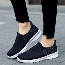 Wholesale 2021 Top Quality For Mens Womens Sport Mesh Running Shoes Fashion Breathable Sneakers Black Grey Runners Eur 35-42 WY27-2063
