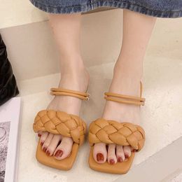 Rimocy Fashion PU Leather Weave Summer Sandals Women Square Toe Flat Slippers Woman Solid Colour Casual Beach Flip Flops 210528