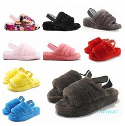 2021 Sandálias peludas femininas Sandálias Soft Softies Sapatos femininos peludos sandálias peludas Chinelos de inverno dos homens