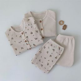 Cute Toddler Baby Clothes Sets 2pcs Fashion Girls Boys Long Sleeve Waffle Button Tops+leggings Pants Baby Set Outfits 0-24M 210413