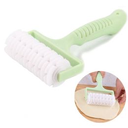 Baking & Pastry Tools Kitchen Lattice Roller Creative Plastic Dough Cutter Tool Pie Pizza Bakeware Embossing