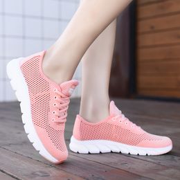 Top Fashion 2021 Men Womens Sport Running Shoes High Quality Solid Color Breathable Outdoor Runners Pink Knit Tennis Sneakers SIZE 35-44 WY30-928