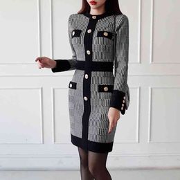 Autumn Winter Pacthwork Houndstooth Jacquard Work Wear OL Knit Women Long Sleeve Golden Button Slim Wrap Hip Sweater Dress 210416