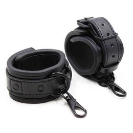 NXY Adult toys Sexy Adjustable Leather Handcuffs For Sex Toys Woman Couples Hang Buckle Link Bdsm Bondage Restraints Exotic Accessories 1203
