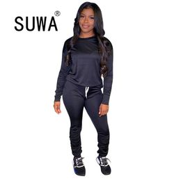 Fashion Classic Black Two Piece Outfits For Women Lounge Wear Set Pullover Sweatshirt Retro Top Pants Wholesale Clothing 210525