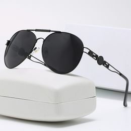1 stks mode ronde zonnebril eyewear zonnebril designer merk zwart metalen frame donker 50 mm glazen lenzen voor heren dames beter bruin gevallen