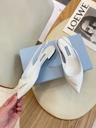 2022 sandali piatti parola femminile con tacchi alti a punta Baotou scarpe da donna con tacco basso in vera pelle 35-39