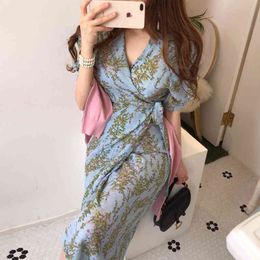 South Korea Ins Summer Elegant Waist Slimming V-neck Strap Long Short Sleeve Chiffon Print Dress Female 210522