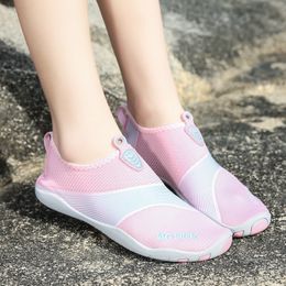 Women Wading Shoes Men Slip-on Beach Sneakers Barefoot Outdoor Sandals Couples Fashion Light Casual Shoes Quick-Dry Water Shoes