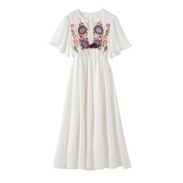 White O-neck Bow Floral Embroidery Indie Folk Dress Flare Short Sleeve Empire Beach Summer Holiday Midi D2439 210514