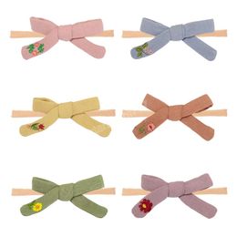 Fashion Embroidered Flowers Cotton and Hemp Bowknot Traceless Nylon Headband Baby Girls Cute Bows Hairband Infant Birthday Gifts