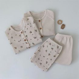 Cute Toddler Baby Clothes Sets 2pcs Fashion Girls Boys Long Sleeve Waffle Button Tops+leggings Pants Baby Set Outfits 0-24M 211021