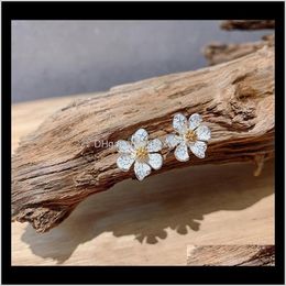 Drop Delivery 2021 Korean Design Fashion Jewelry Personality Five-Petal Flower White Small Elegant Female Sweet Earrings Stud Jusr6