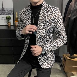 Blazer Masculino Autumn Leopard Print Men Blazers Casual Slim Fit Suit Jacket Wedding Business Dress Coat Veste Homme 210527